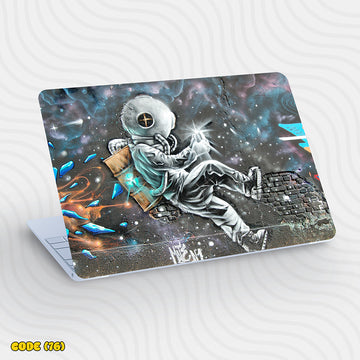 Astronaut Graffiti - Laptop Skin